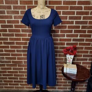 Gal Meets Glam Dress Navy Annie Crepe Fit Flare Short Sleeve Pocket Midi Dress 2